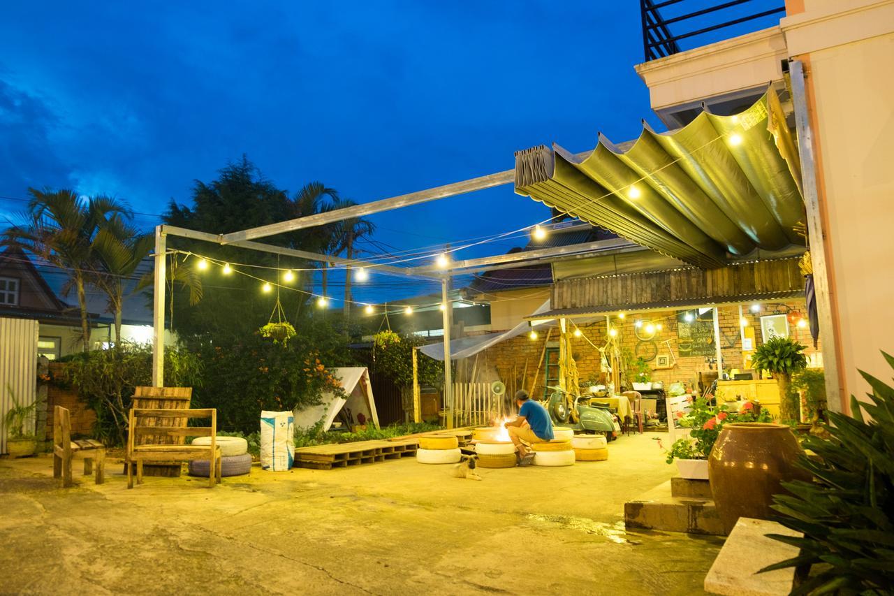 Vanda Garden Hill Hostel Да Лат Екстериор снимка